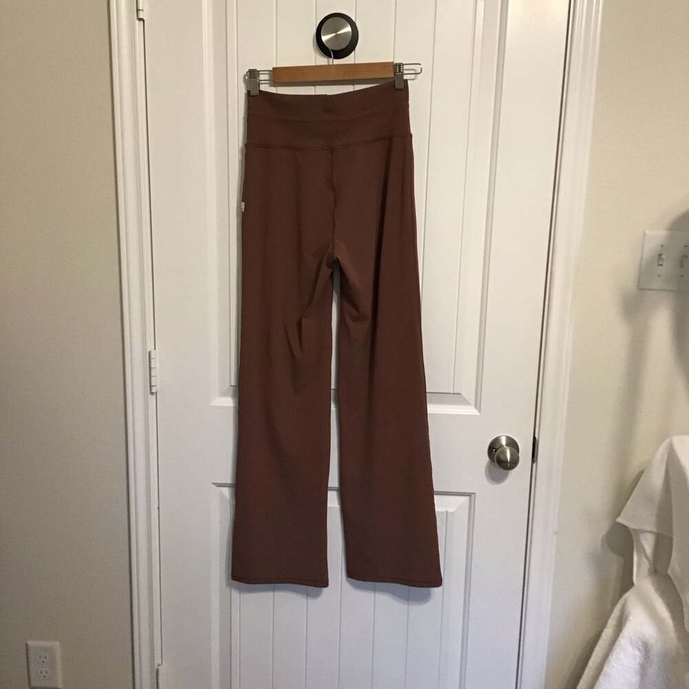 Vuori Daily Wide Leg Pant Size Small Chestnut Brown Active - Picture 5 of 11